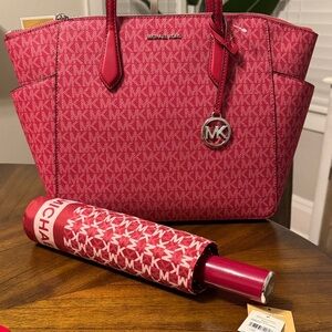 MICHAEL KORS 2-Piece Steal Deal Marilyn Dark Raspberry Medium Tote & Umbrella